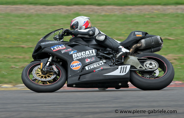 nogaro-toptwin-2011_5100.jpg