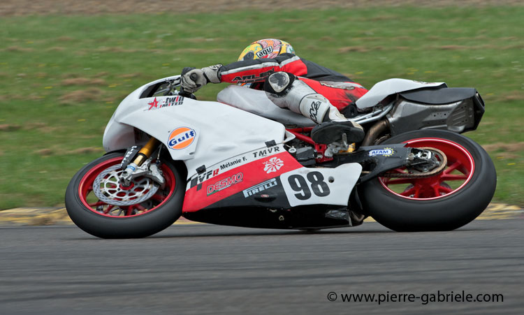 nogaro-toptwin-2011_5103.jpg