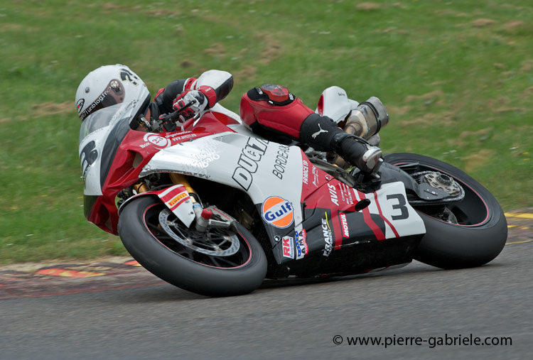 nogaro-toptwin-2011_5120.jpg