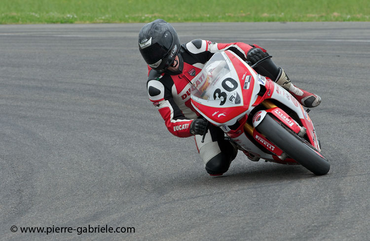 nogaro-toptwin-2011_5121.jpg