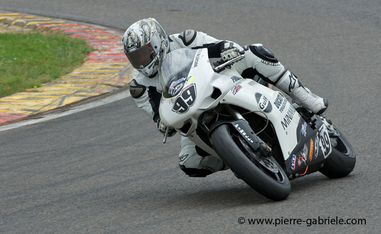 nogaro-toptwin-2011_5130.jpg