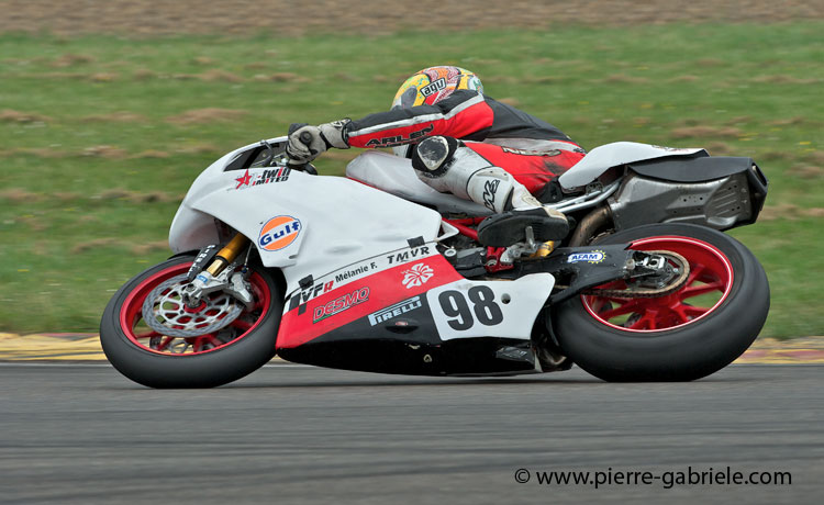 nogaro-toptwin-2011_5146.jpg
