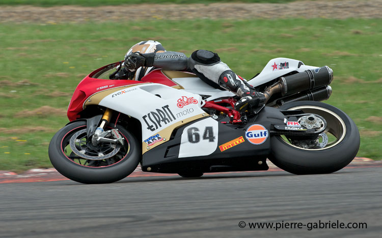 nogaro-toptwin-2011_5148.jpg