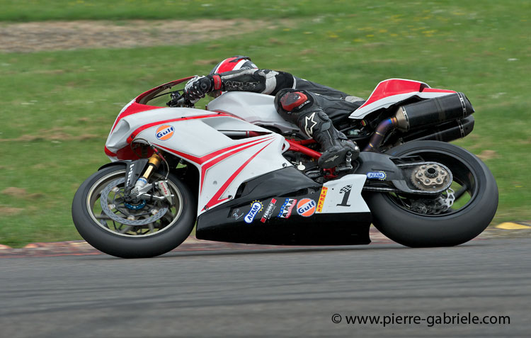 nogaro-toptwin-2011_5149.jpg