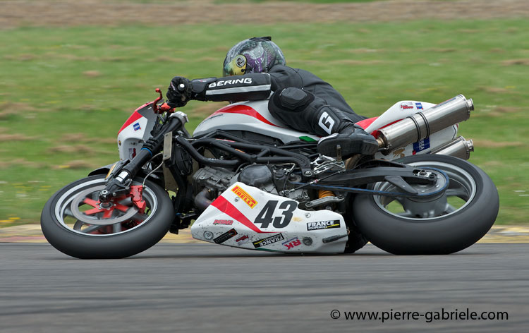 nogaro-toptwin-2011_5152.jpg