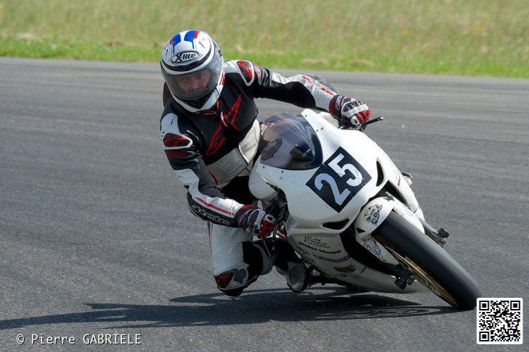 superbike_8999.jpg