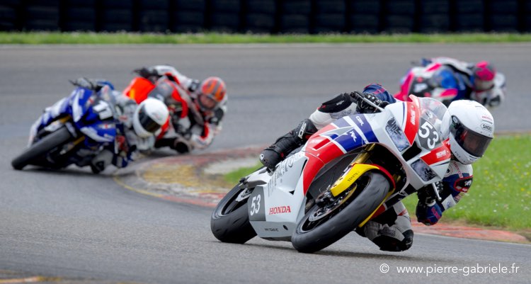 supersport-pirelli_2037.jpg