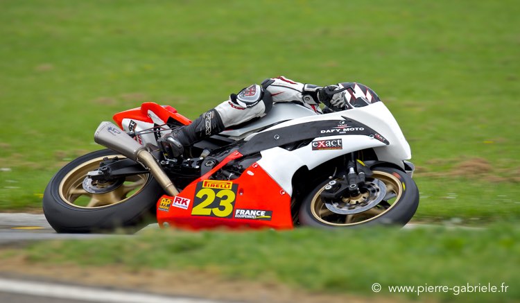supersport-pirelli_2072.jpg