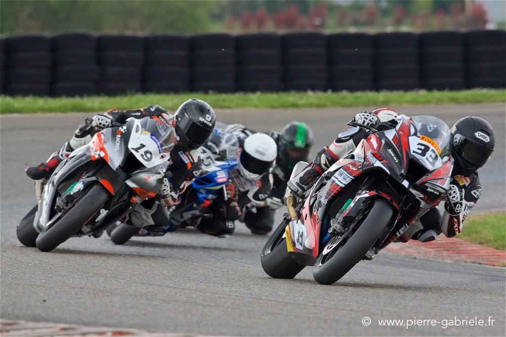 superbike_1085.jpg