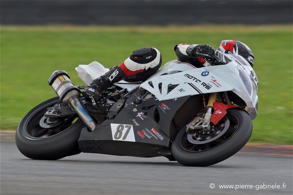 superbike_1090.jpg
