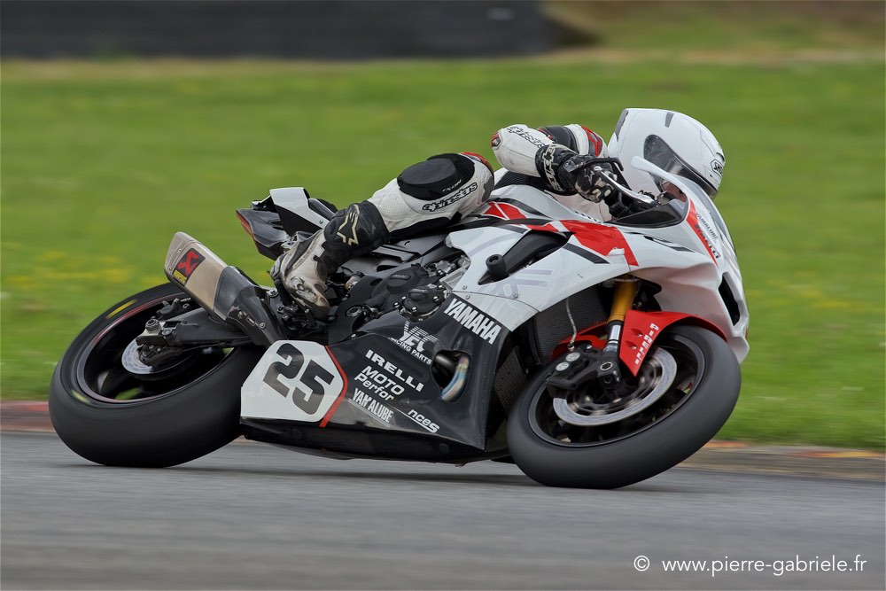 superbike_1112.jpg