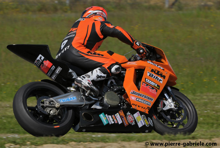 superbike1000_2885.jpg