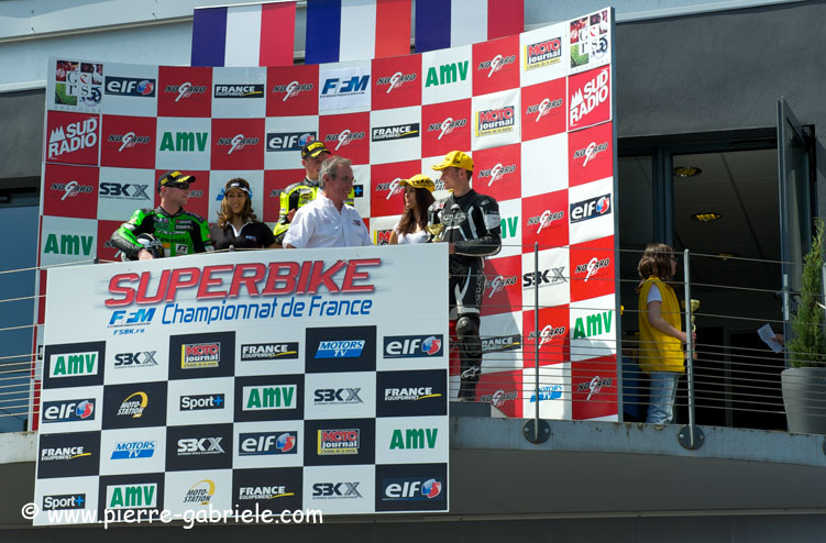 podium_7219.jpg