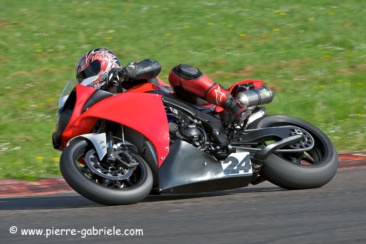 superbike_6137.jpg