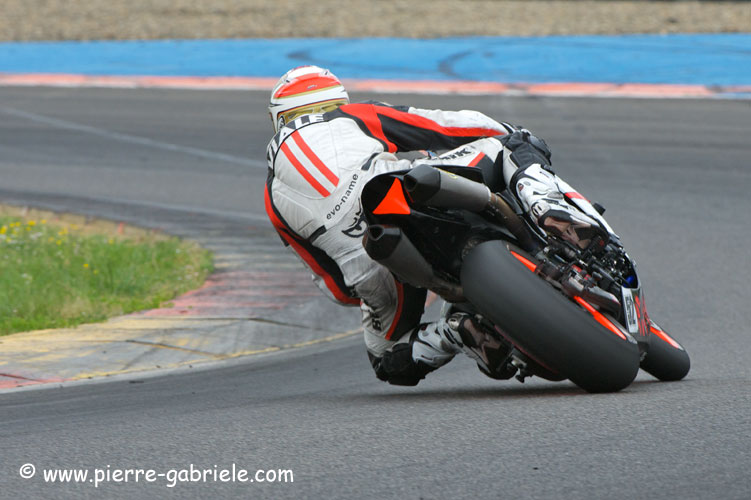 superbike_7004.jpg