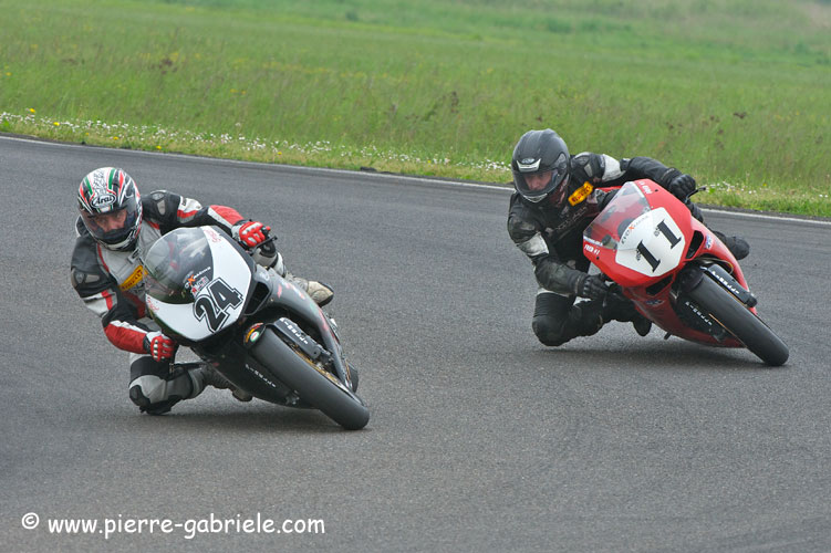 toptwin_7066.jpg