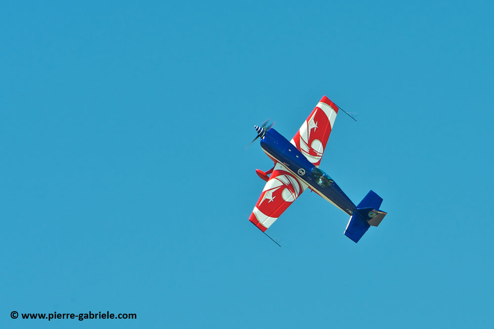 extra330_9228.jpg