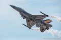 f16_3042