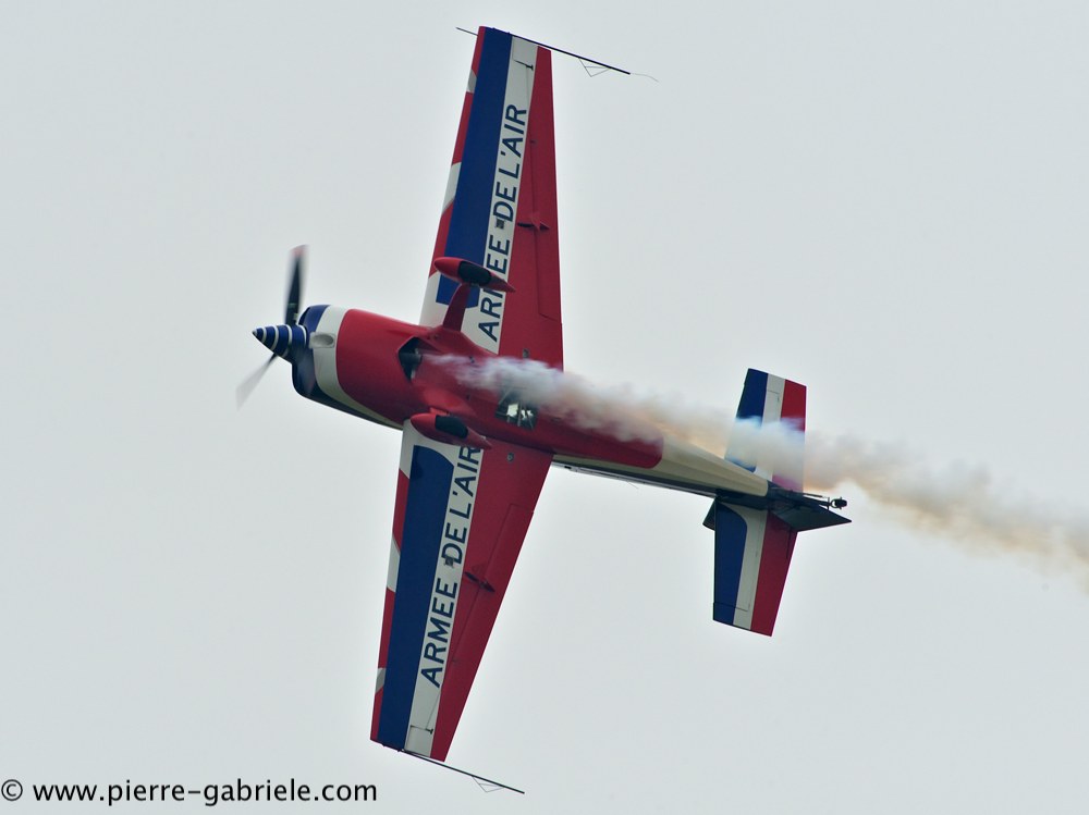 extra330_2882.jpg