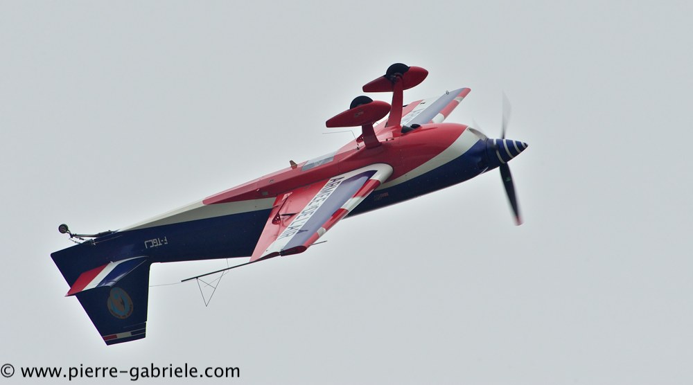 extra330_2889.jpg