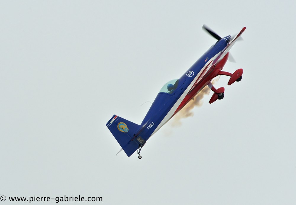 extra330_2917.jpg