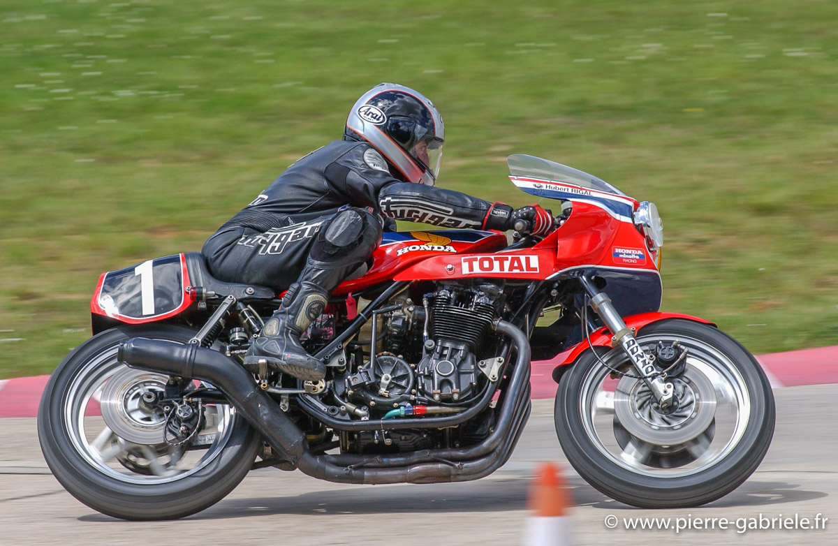 RigalCR750.jpg