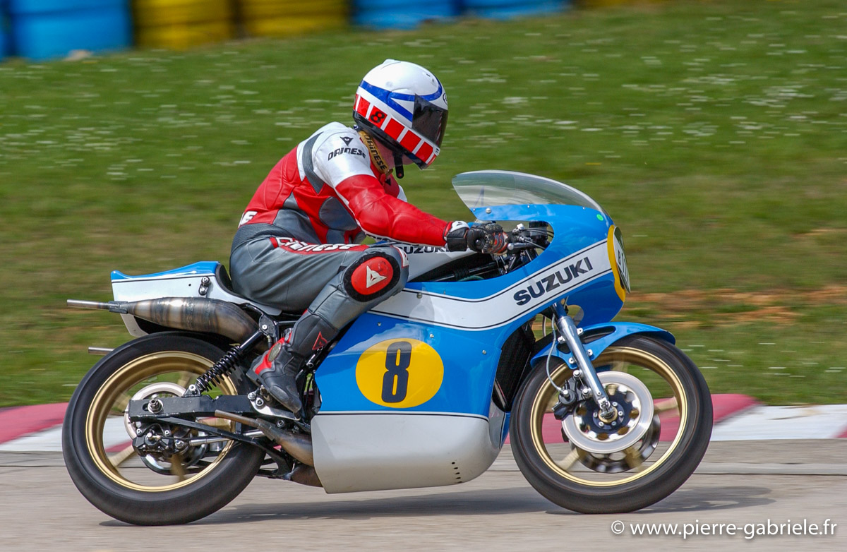 Suzuki8.jpg