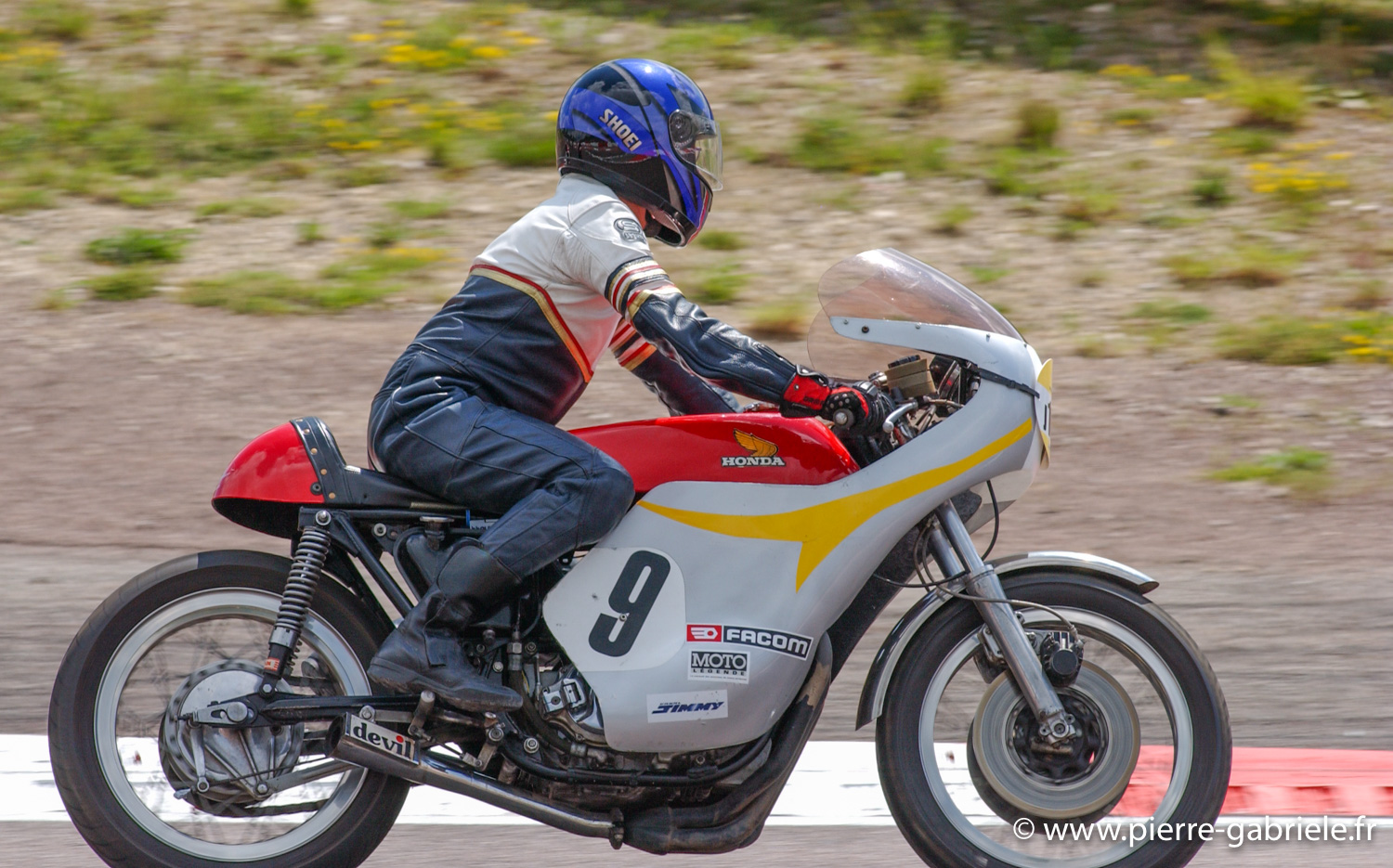 motolegende-2004_9336.jpg