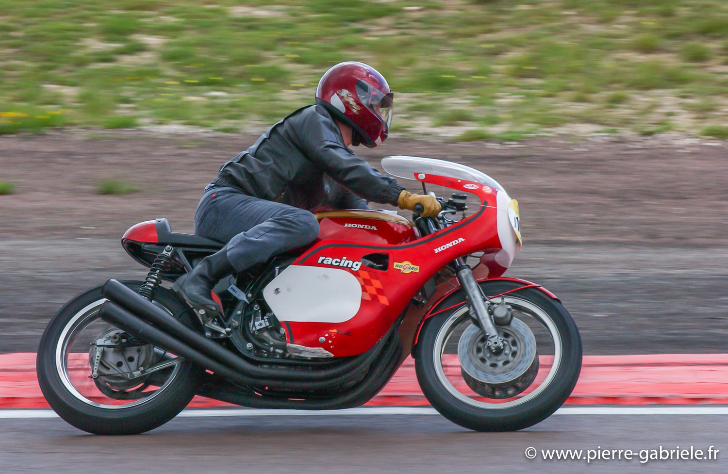 motolegende-2004_9431.jpg