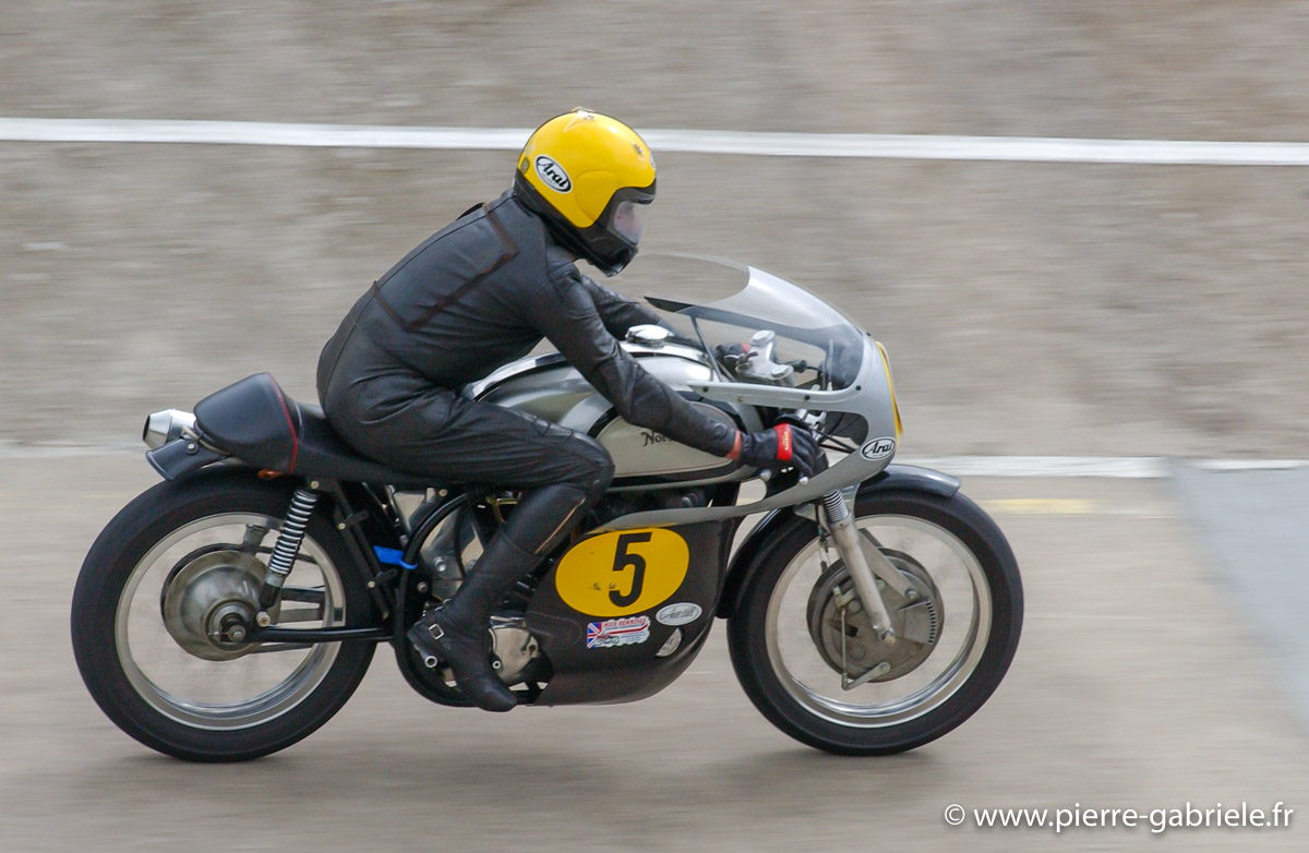 motolegende-2003_4385.jpg