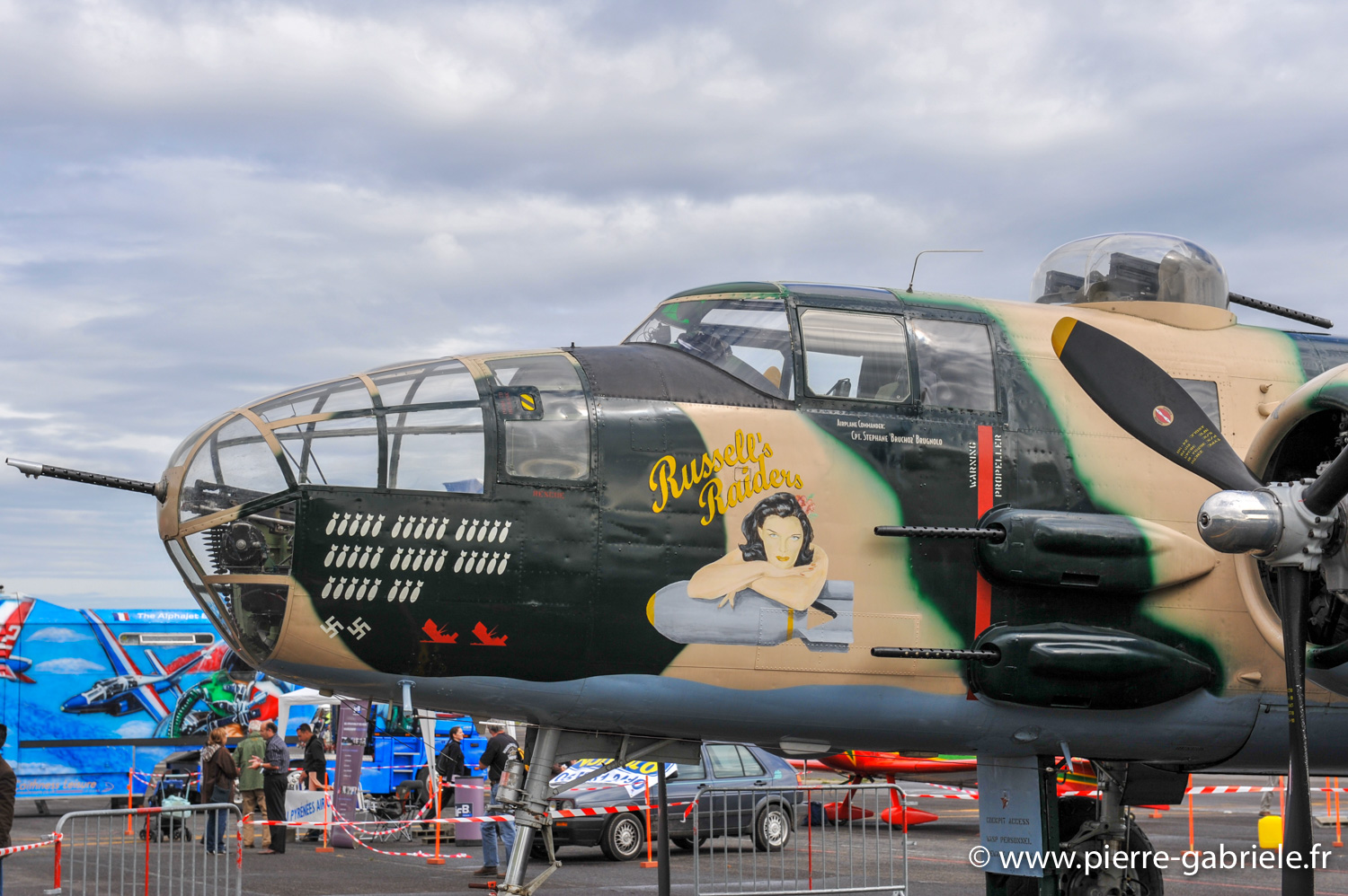 b25_8842.jpg