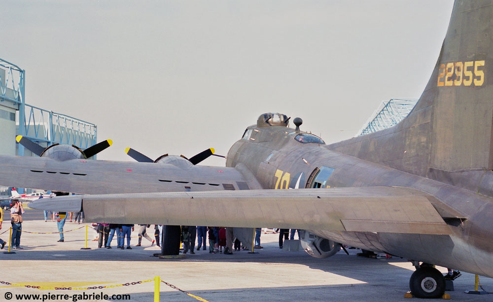 b17_n588.jpg