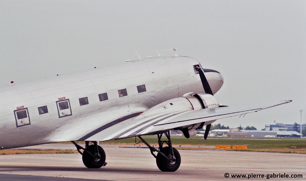 dc3_n574.jpg