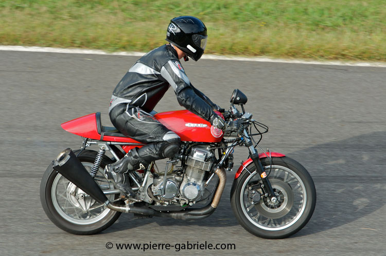 cercle-t-2011-d_9900.jpg