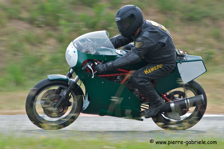 cercle-t-2010_1999.jpg