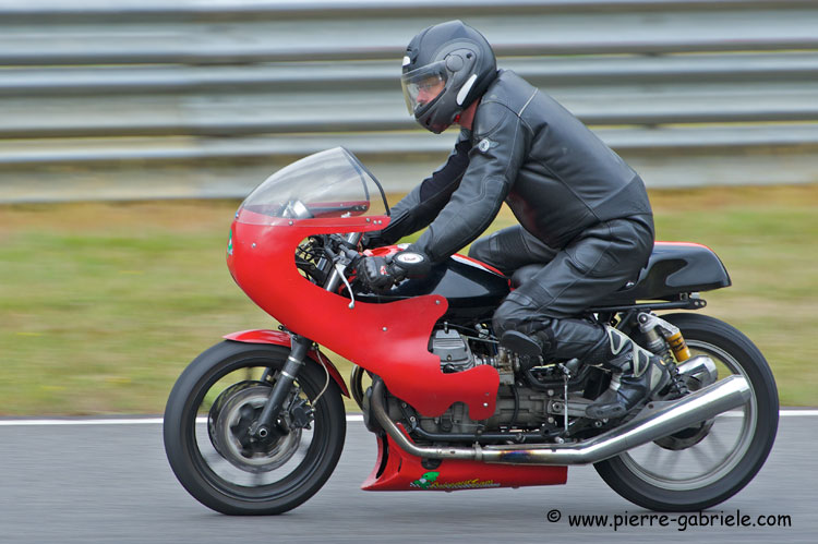 cercle-t-2010_2001.jpg