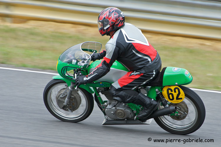 cercle-t-2010_2006.jpg