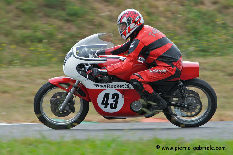 cercle-t-2010_2014.jpg