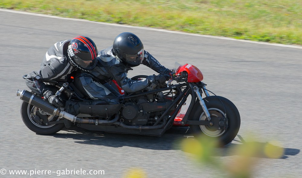 dimanche-side_2147.jpg