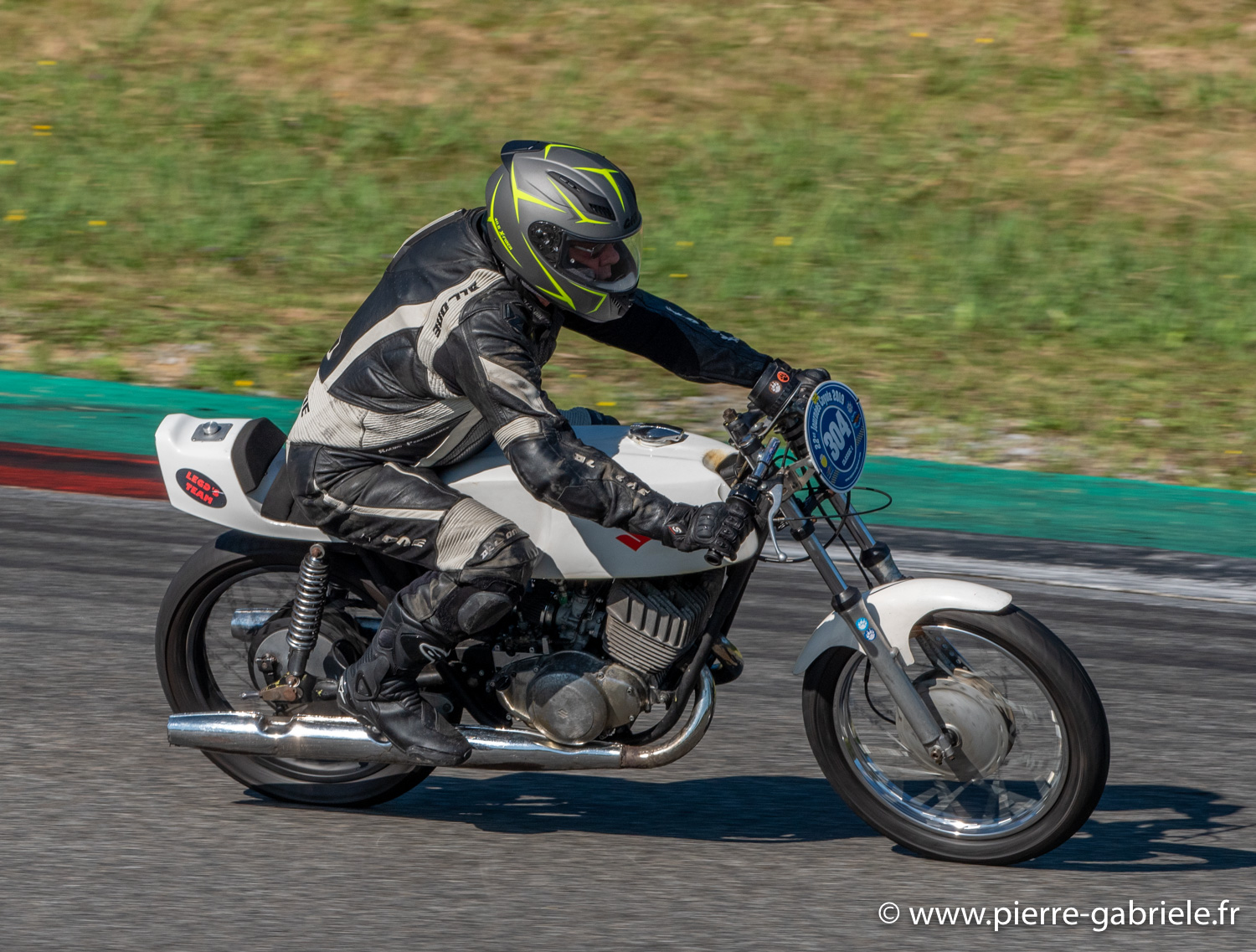 solos-g93_2090.jpg
