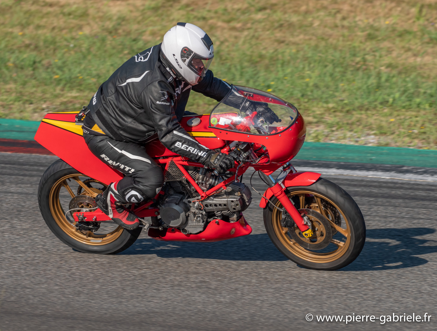 solos-g93_2291.jpg