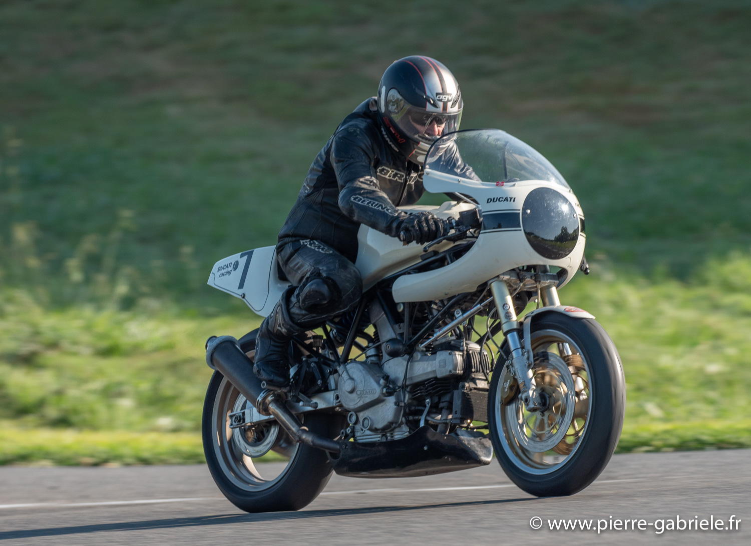 solos-g93_2300.jpg
