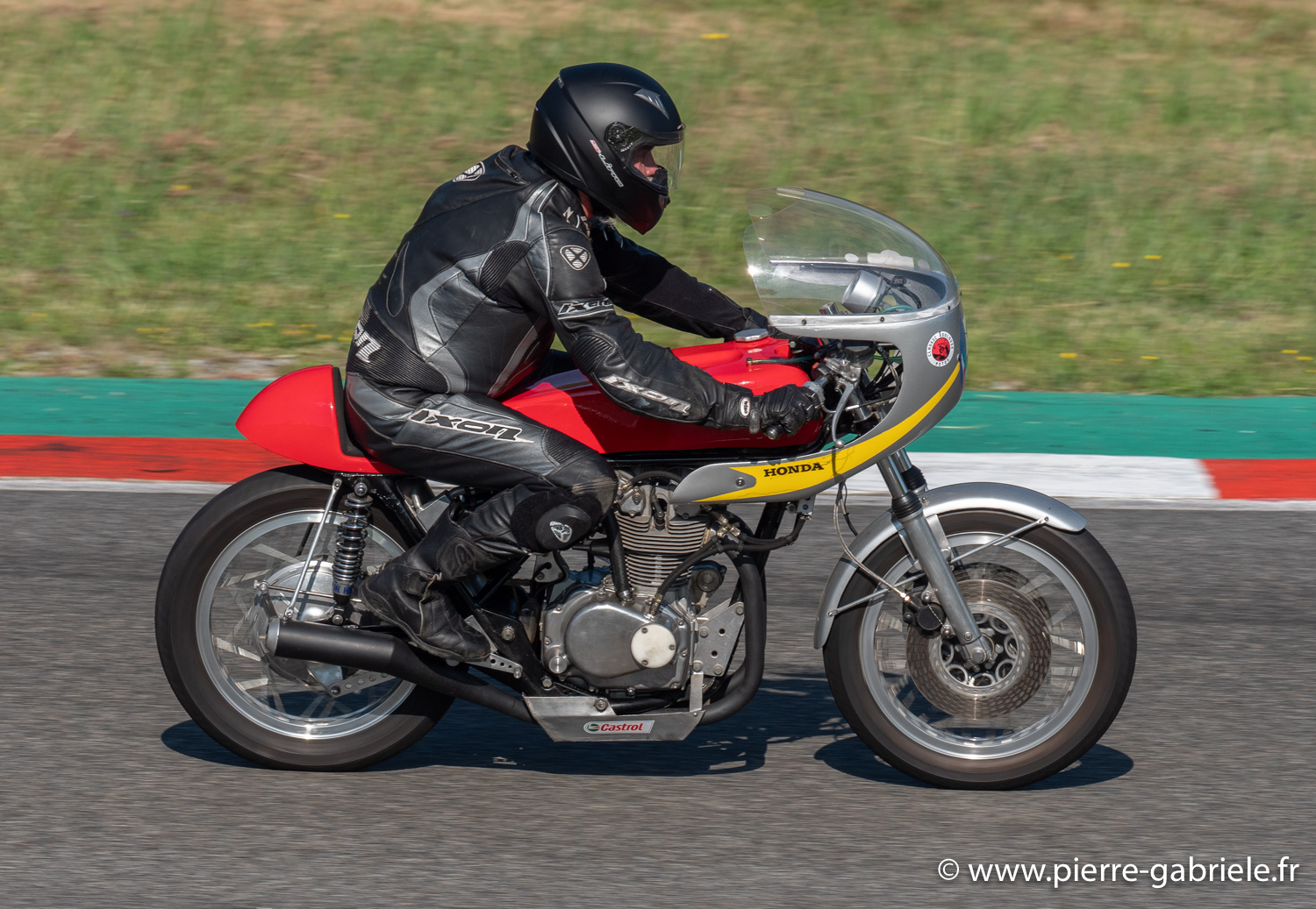 solos-g93_2378.jpg