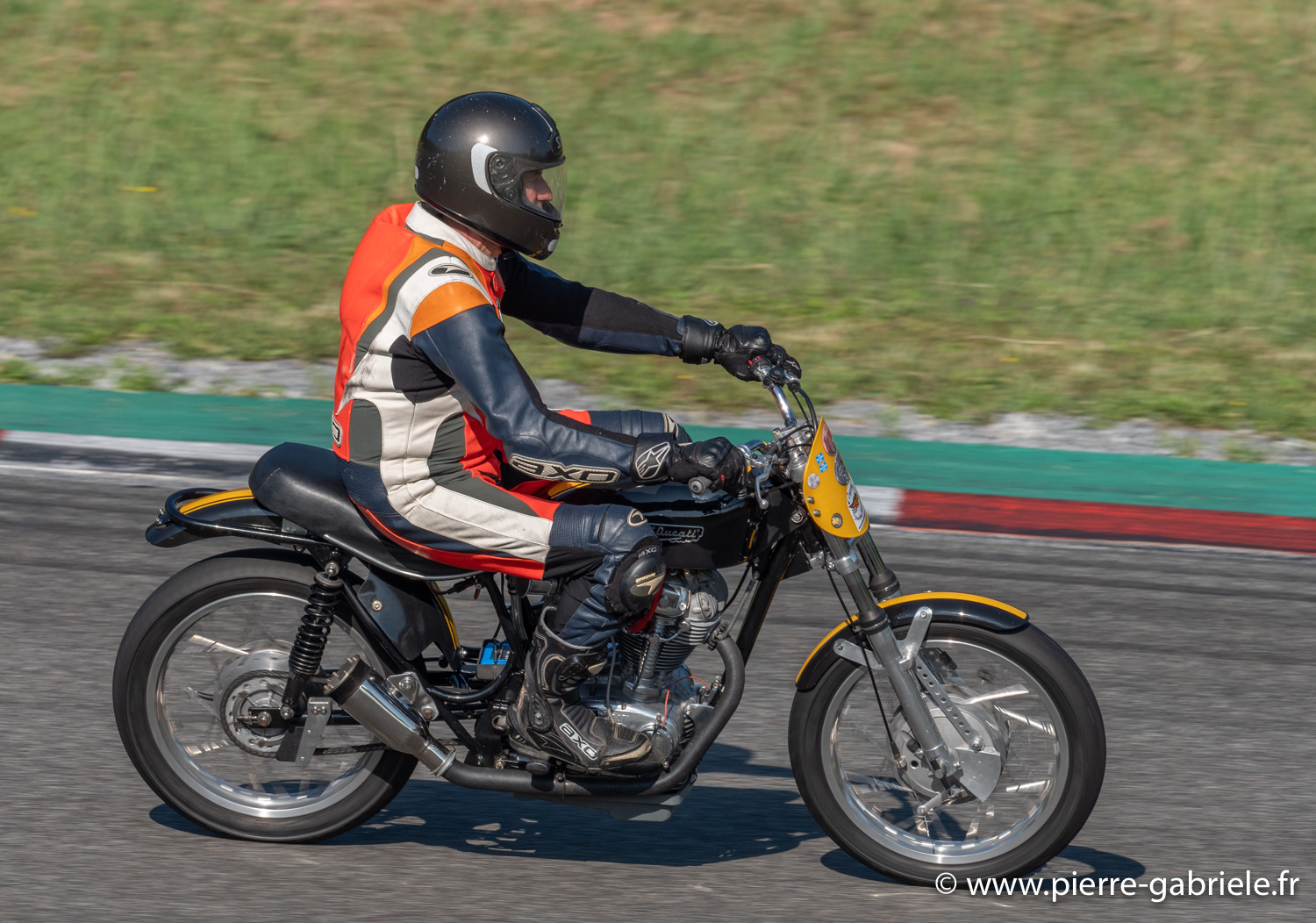 solos-g93_2394.jpg