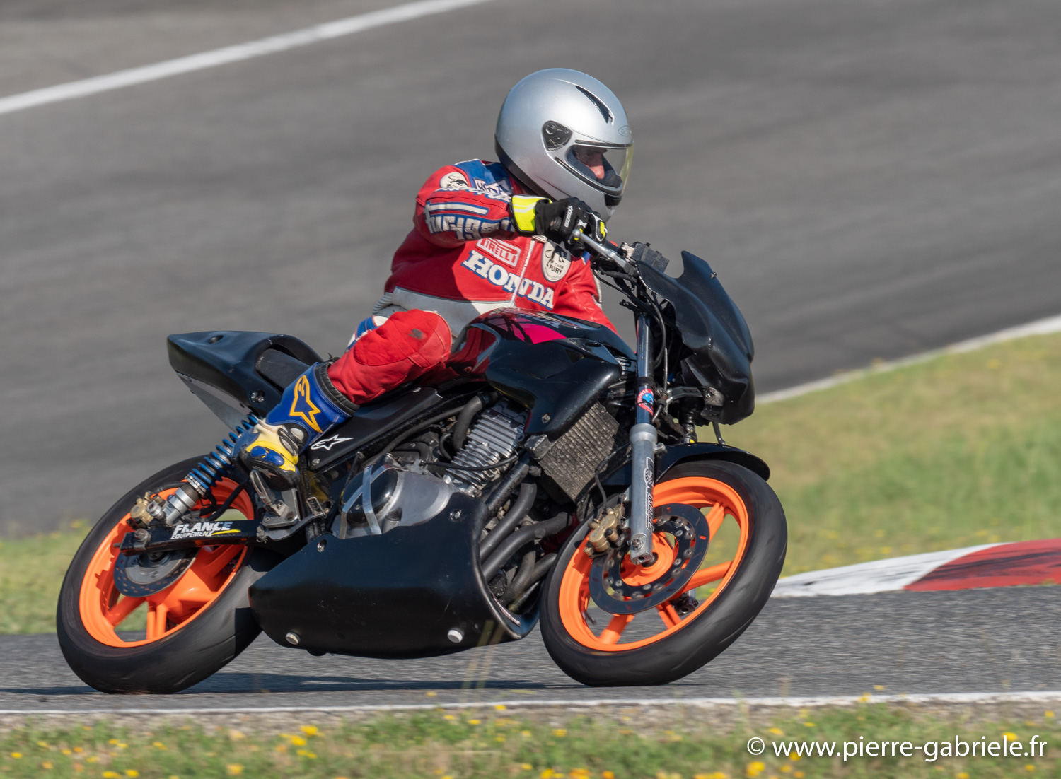 solos-g93_2460.jpg