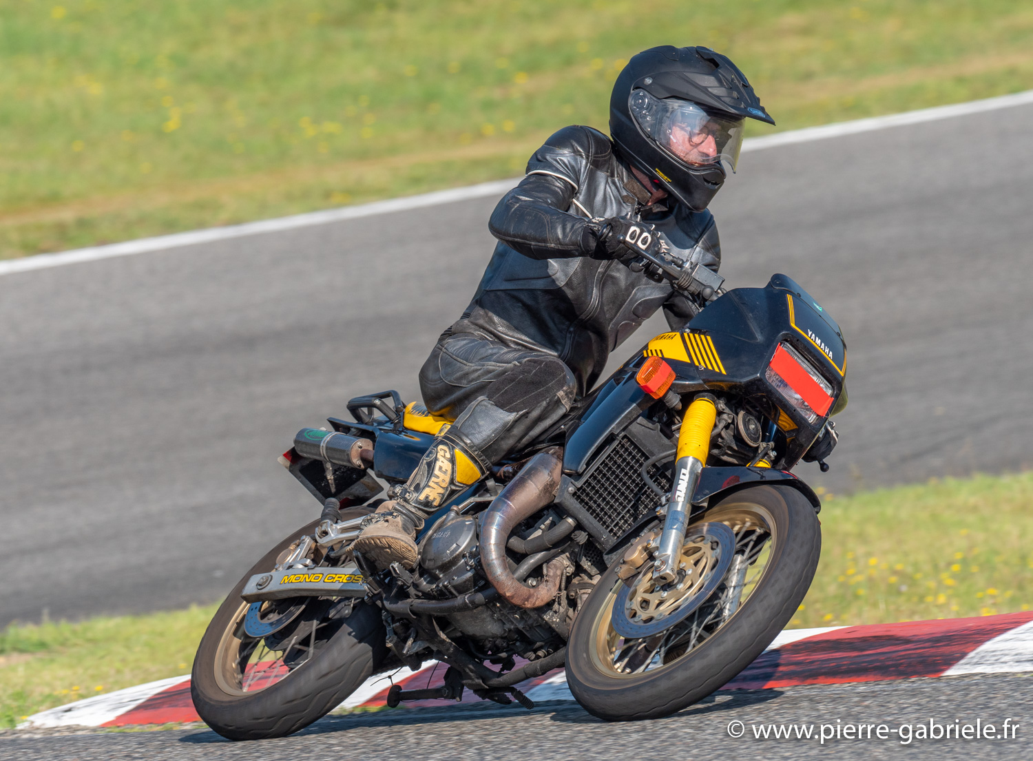 solos-g93_2510.jpg