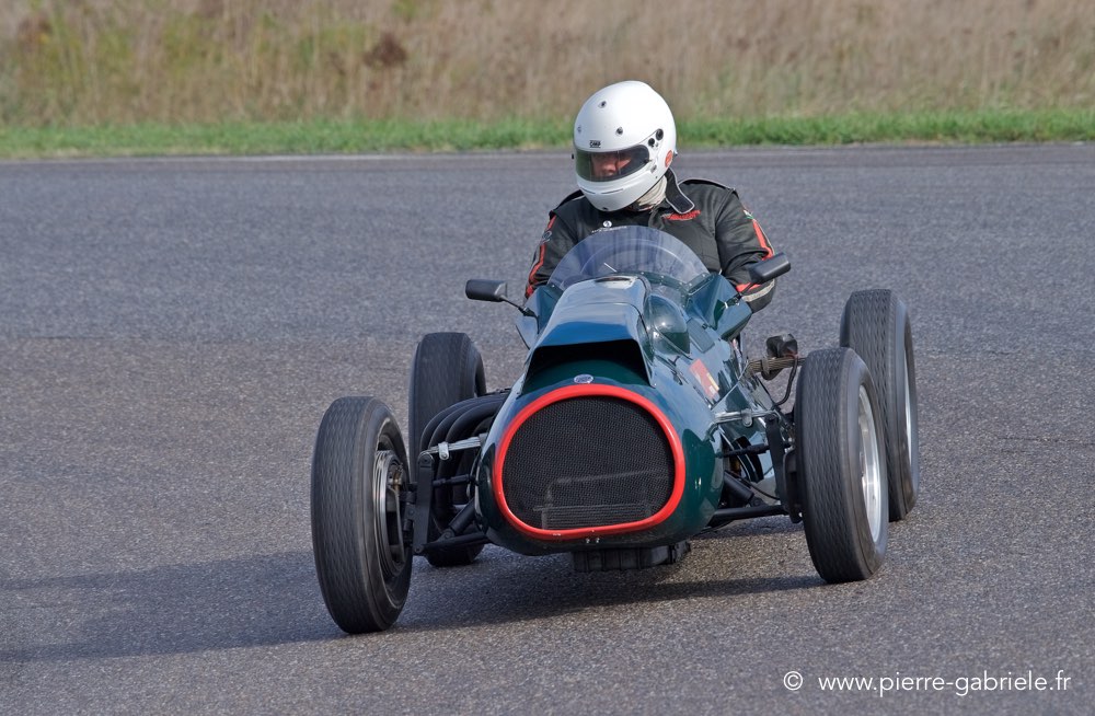 f1-protos-d5_4212.jpg