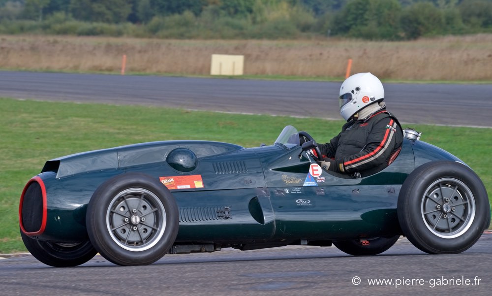 f1-protos-d5_4237.jpg