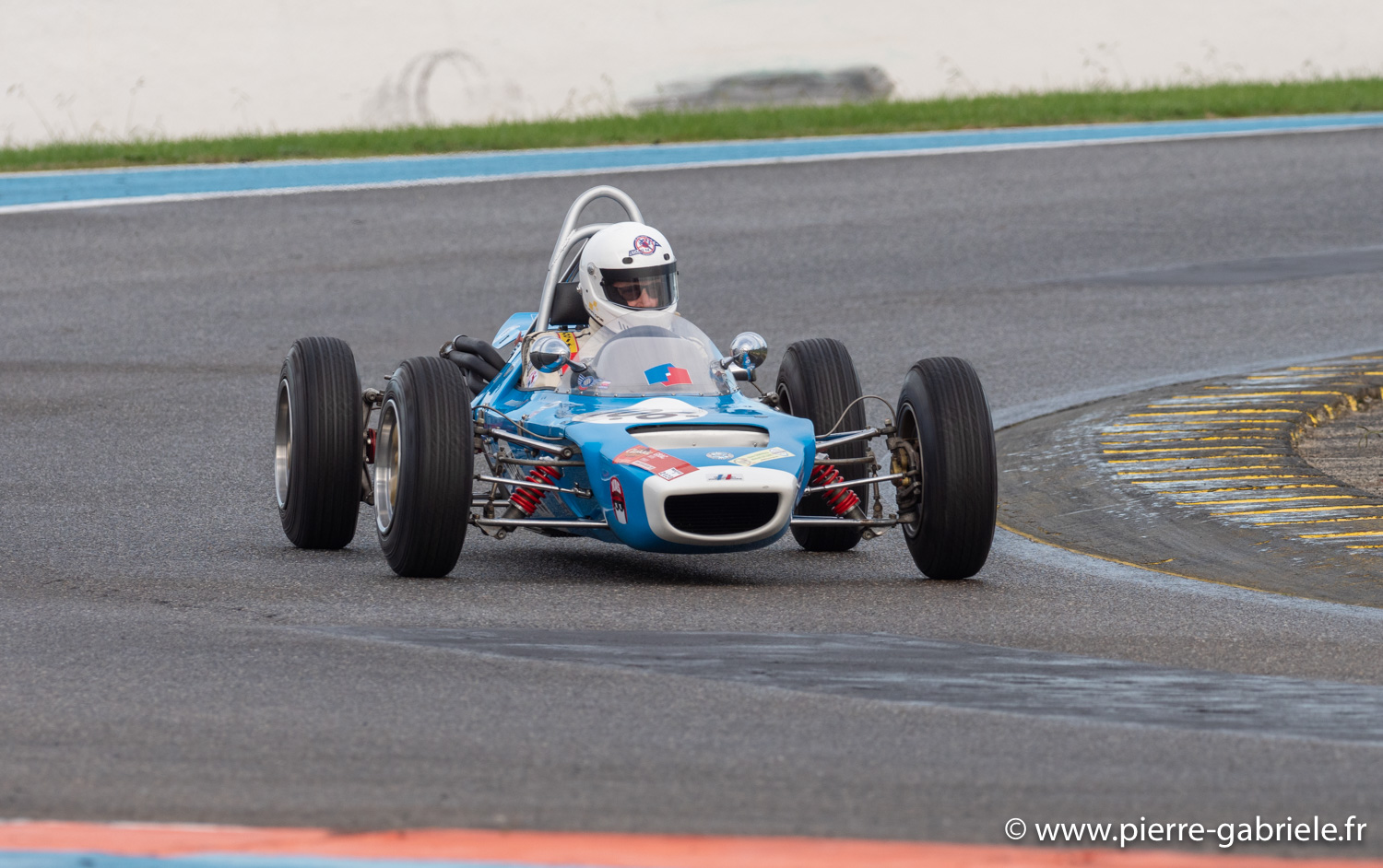 f1-protos-g93_5556.jpg