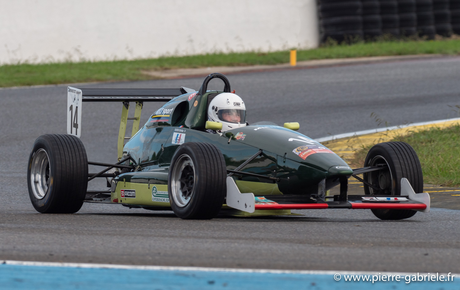 f1-protos-g93_5573.jpg